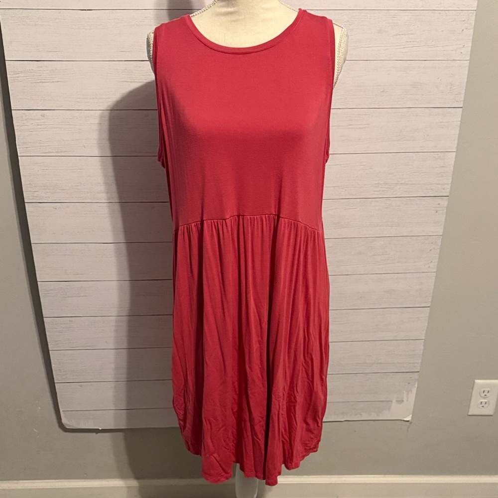 Sleeveless Pink Midi Dress with Gathered Waist